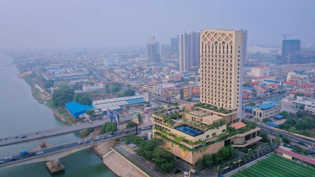 Khách sạn Sun & Moon, Riverside Phnom Penh
