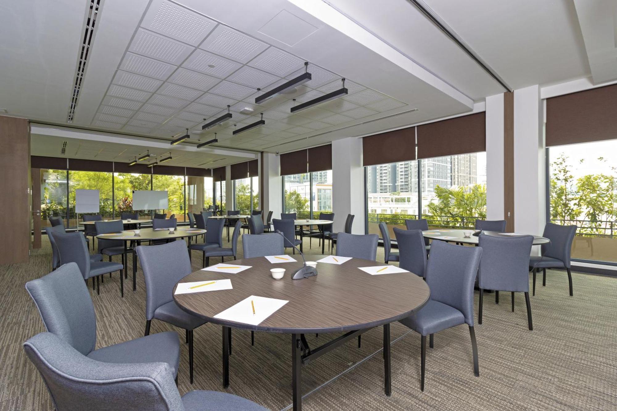 Khách sạn Sun & Moon, Riverside 5*