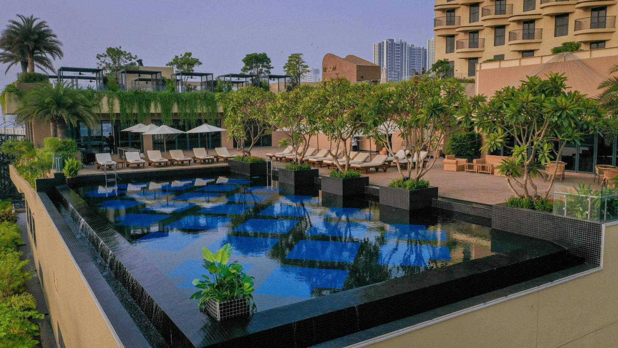 Khách sạn Sun & Moon, Riverside 5*