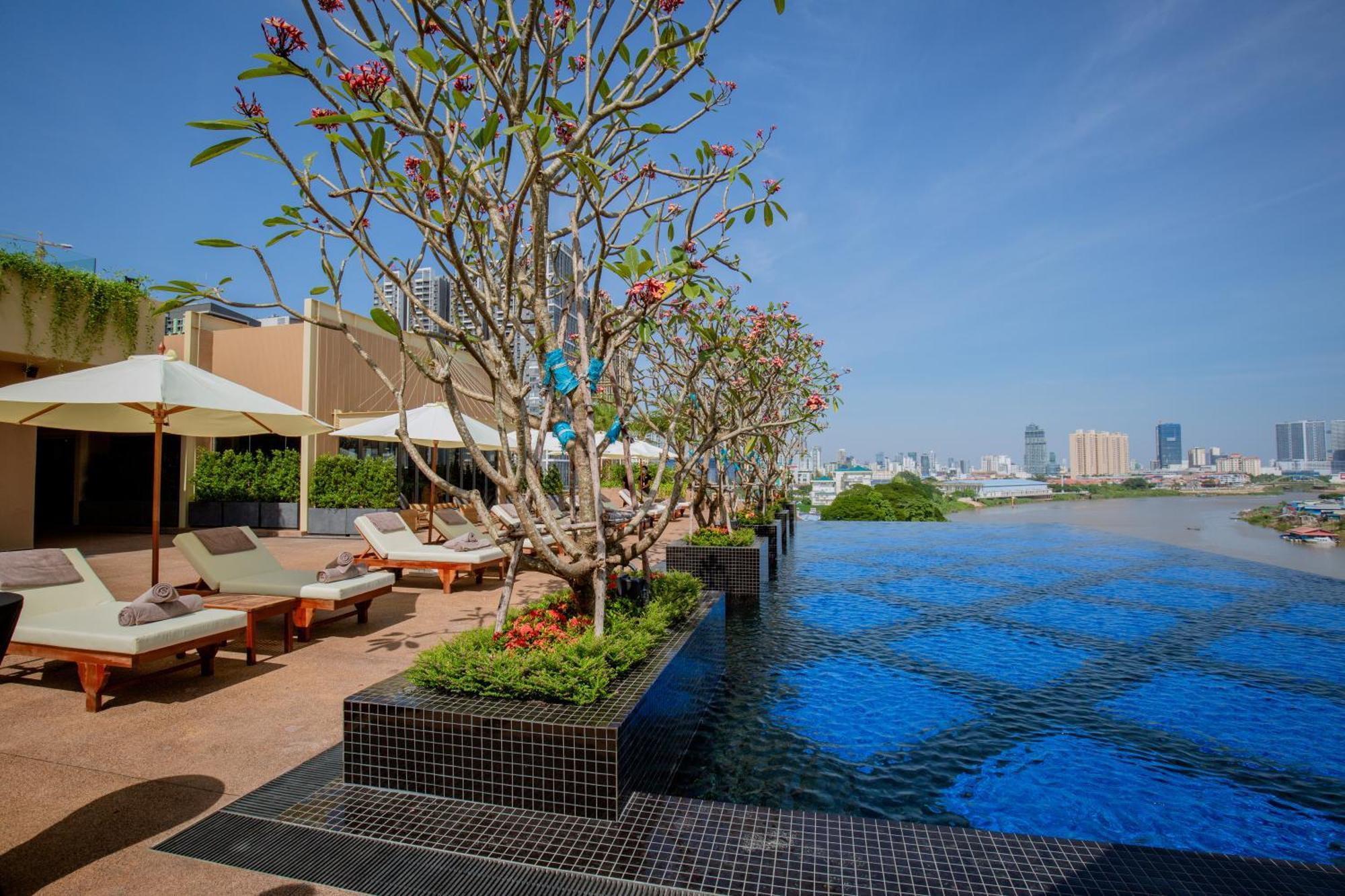 Hotel Sun & Moon, Riverside Phnom Penh